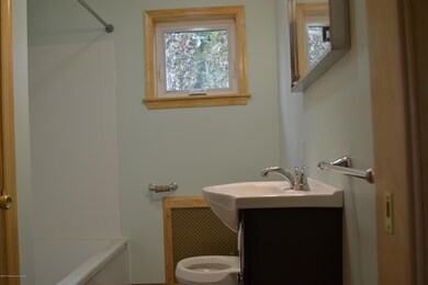 507 Union St, Taylor, PA 18517 - photo 5