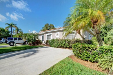 19 S Lakeshore Dr, Hypoluxo, FL 33462 - photo 4