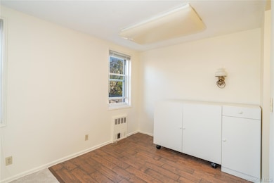 Tudor Woods unit 2D, Yonkers, NY 10703 - photo 5