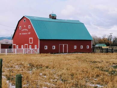 Valley View Ranch Barn