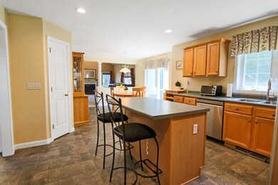 1 Sweet Meadow Dr, Nashua, NH 03063 - photo 2