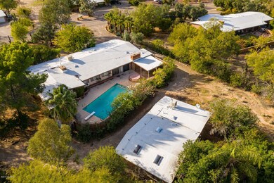 House & Guest House