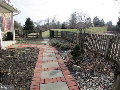 201 Schwenk Rd, Perkiomenville, PA 18074 - photo 4