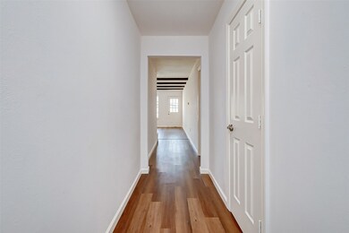 16727 Forest Bend Ave, Friendswood, TX 77546 - photo 2