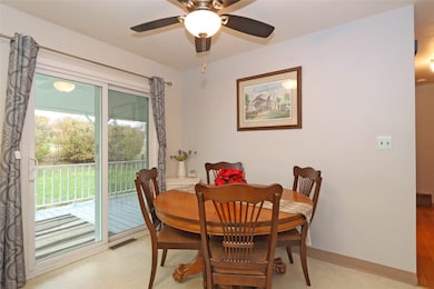 2825 Schultz Dr NW, Cedar Rapids, IA 52405 - photo 6