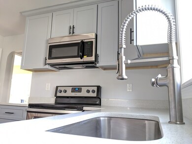 47 Glenmore St, Springfield, MA 01129 - photo 5