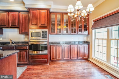 16458 Steerage Cir, Woodbridge, VA 22191 - photo 7