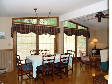 1618 Ledgedale Rd, Lake Ariel, PA 18436 - photo 2