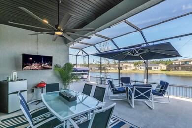 Screened in Patio