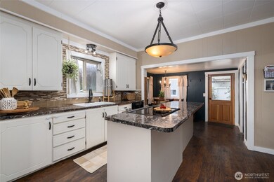 8410 S Meyers Ave, Lyman, WA 98263 - photo 5