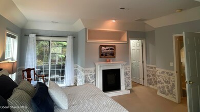 2nd floor master bed pic 2