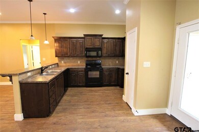 5058 5058 Shiloh Ridge Dr, Tyler, TX 75703 - photo 6