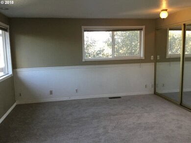 Bedroom, Primary