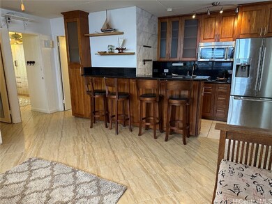 Lovely upgraded kitchen features dark, beautiful w