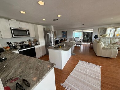 5817 Camelot Dr N unit 120, Sarasota, FL 34233 - photo 5