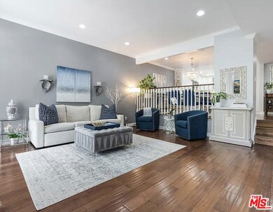 17213 Palisades Cir, Pacific Palisades, CA 90272 - photo 5