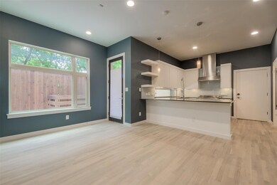 2202 Chunk Ct, Dallas, TX 75206 - photo 6