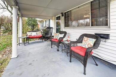 3302 Ethelwood Front Porch 1