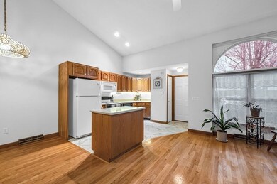 180 Brookfield Ln unit 180, Agawam, MA 01001 - photo 5