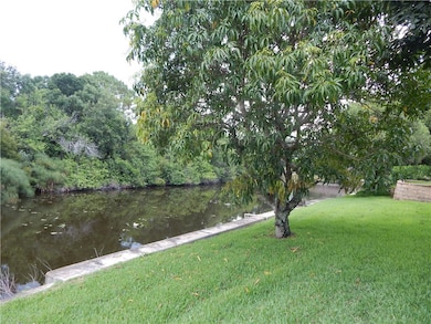 Lovely views of the canal