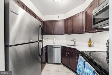 2018 32 Walnut St unit 11F, Philadelphia, PA 19103 - photo 4