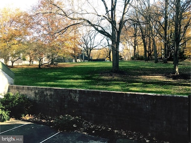 517 Foxwood Ln, Paoli, PA 19301 - photo 6