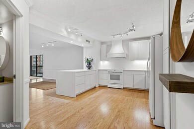 Tower Villas unit 713, Arlington, VA 22203 - photo 5