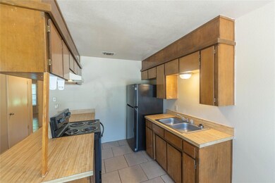 705 North St unit A, Weatherford, TX 76086 - photo 3