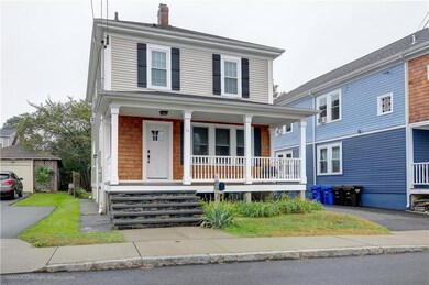 11 Apthorp Ave, Newport, RI 02840 - photo 2
