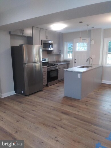 3020 Grantley Ave, Baltimore, MD 21215 - photo 6