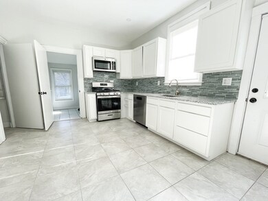 30 Woodbine St, Roxbury, MA 02119 - photo 2