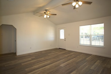 404 E 12th St, San Angelo, TX 76903 - photo 3