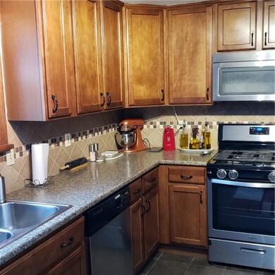 1313 Pennsylvania Ave, Pittsburgh, PA 15233 - photo 5