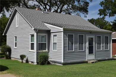 Fully enclosed sun porch