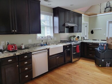 11 Duncklee St unit 2nd fl, Brighton, MA 02135 - photo 7