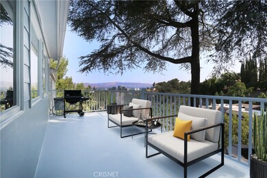 5030 Calatrana Dr, Woodland Hills, CA 91364 - photo 5