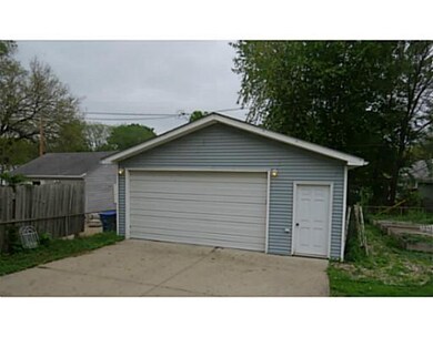 Parking Lot/Garage.