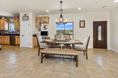 014_Dining Room