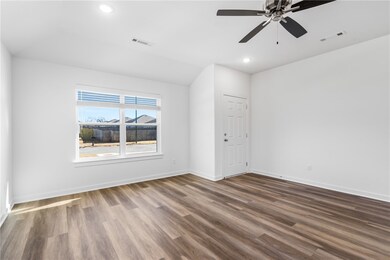 2802 N Teresa Dr unit A & B, Siloam Springs, AR 72761 - photo 4