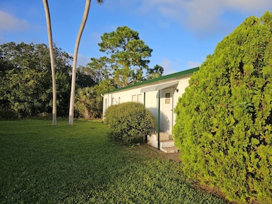 2051 Pioneer Trail unit 23, New Smyrna Beach, FL 32168 - photo 2