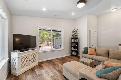 09-Living Room