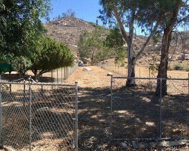 0 Bentley unit IG18220036, Lake Mathews, CA 92570 - photo 3