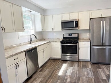 20 Hemlock Dr, Swansea, MA 02777 - photo 4