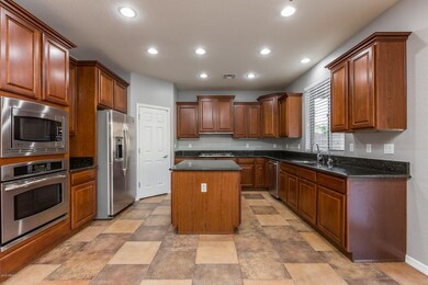 8) KITCHEN