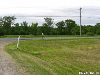Other driveway to street out front