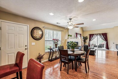 1-web-or-mls-8426-diversey-loop