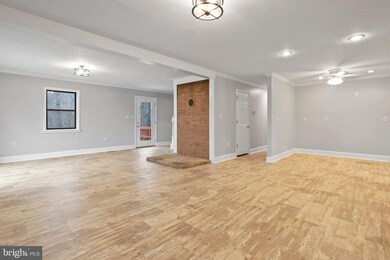 204 Quiet Place Ln, Berkeley Springs, WV 25411 - photo 4