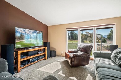 7 Living Rooom
