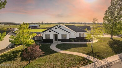 141 W Thornton Rd, Show Low, AZ 85901 - photo 3