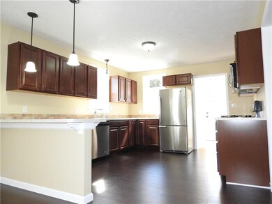 Breakfast bar in open concept